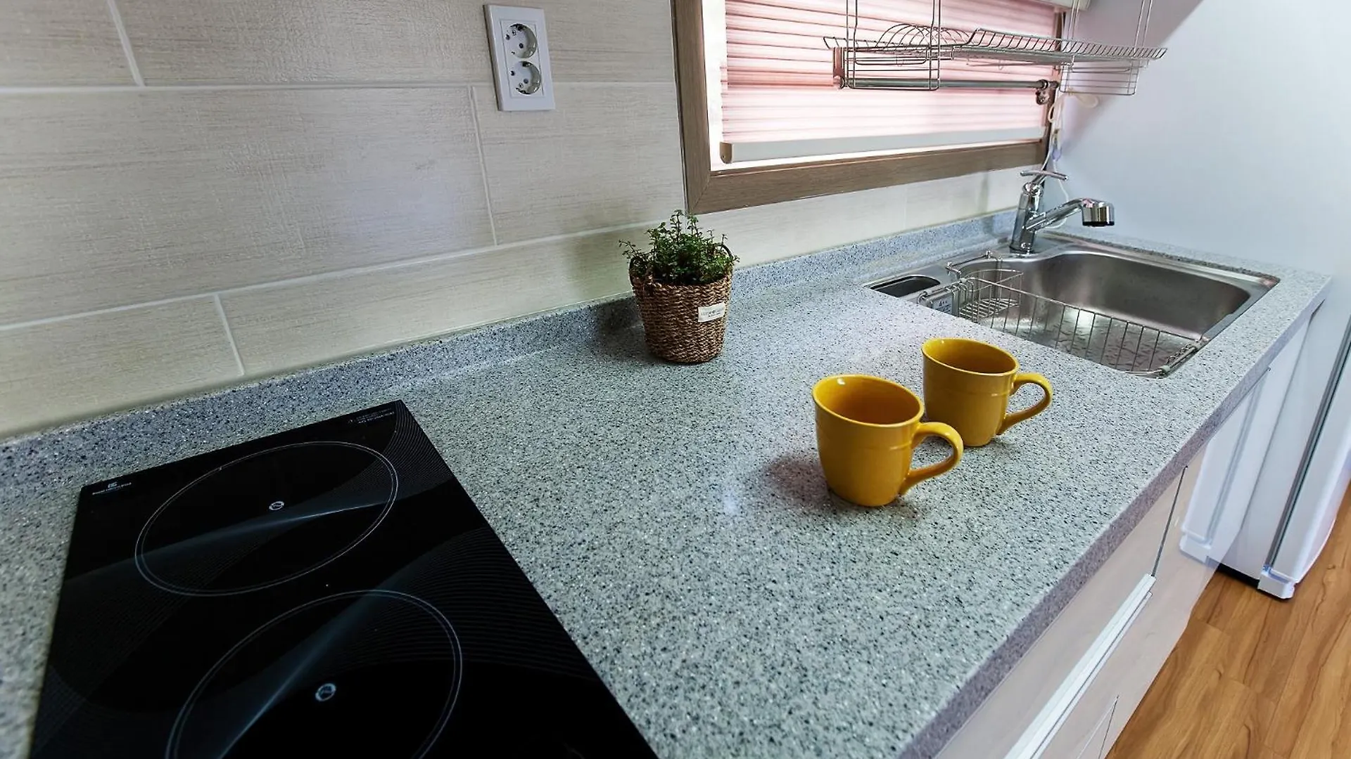Ganghwa Raseutelrapensyeon Weokeusyab Hotel Incheon Guest house